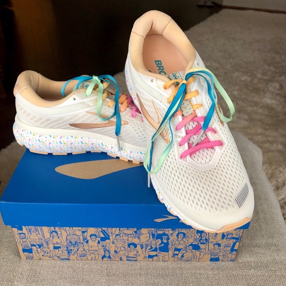 brooks sprinkle shoes